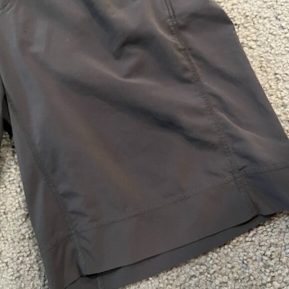 LULULEMON Men's Shorts - Charcoal Gray - Pull On - Unlined -  28"X10" - Picture 4 of 9